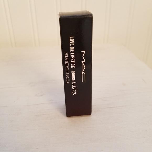 New MAC Cosmetics Love Me Lipstick 410 La Femme - Picture 5 of 5
